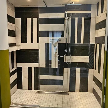 Cinquantacinque Apartamento *
