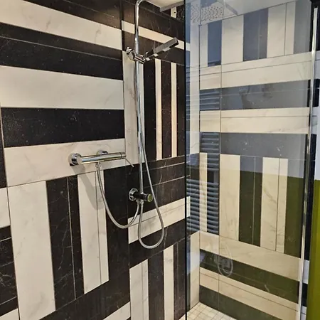 Cinquantacinque Apartamento *
